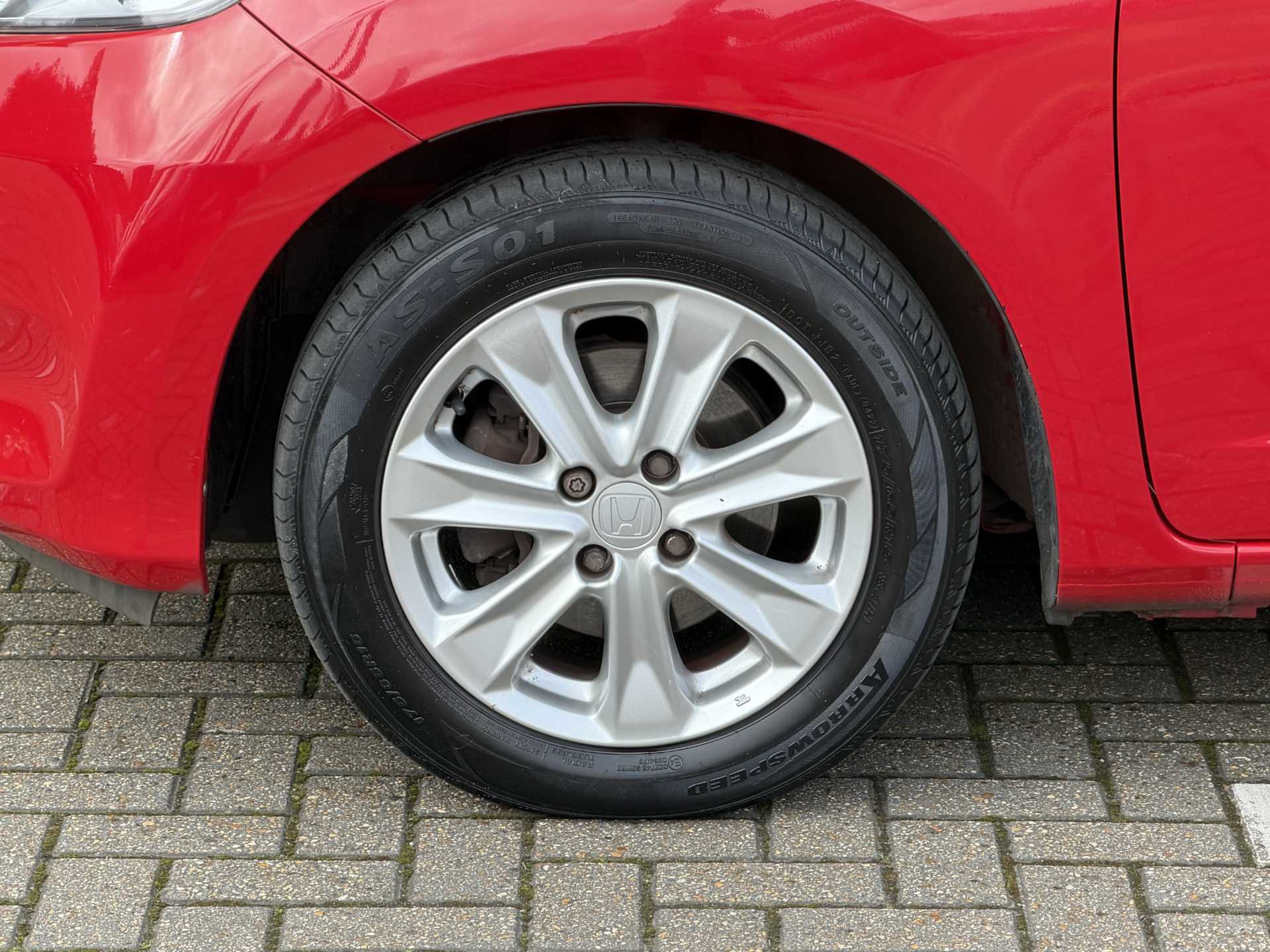 Honda Jazz 1.4 i-VTEC ES 5dr - Image 9