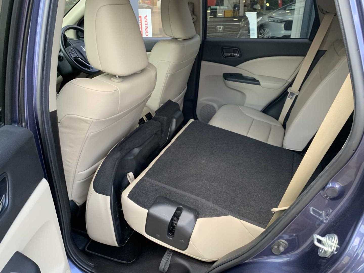 Honda CR-V 2.0 i-VTEC EX 5dr Auto - Image 18