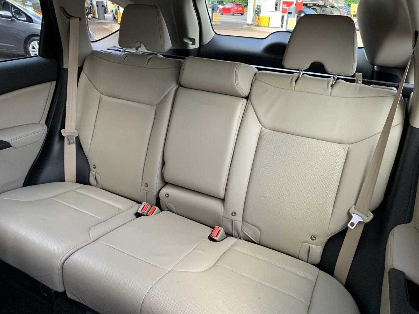 Honda CR-V 2.0 i-VTEC EX 5dr Auto - Image 8