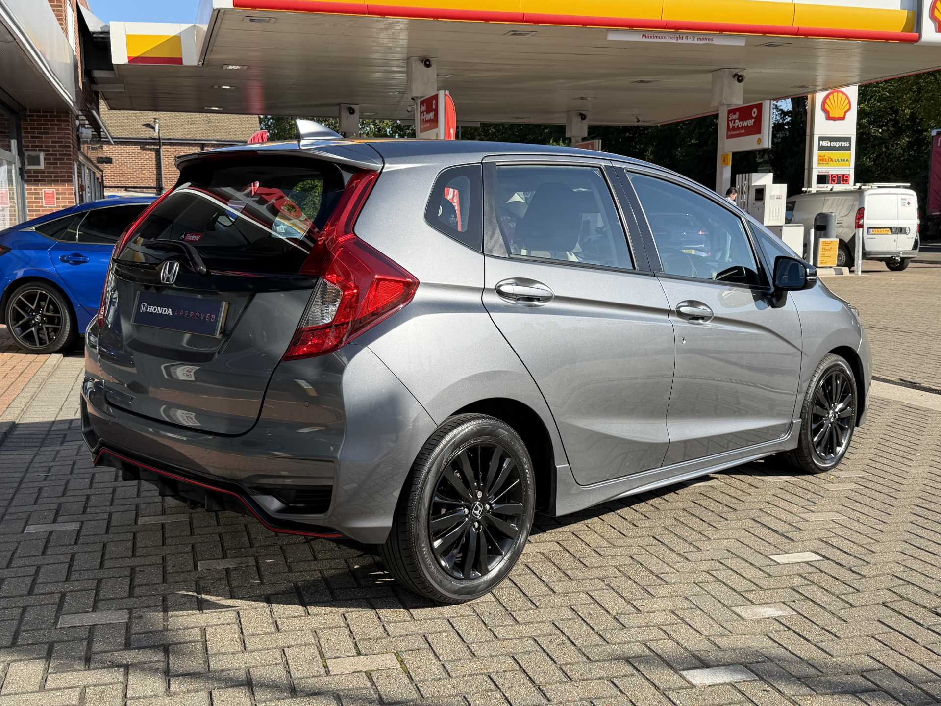 Honda Jazz 1.5 i-VTEC Sport 5dr Navi CVT - Image 12