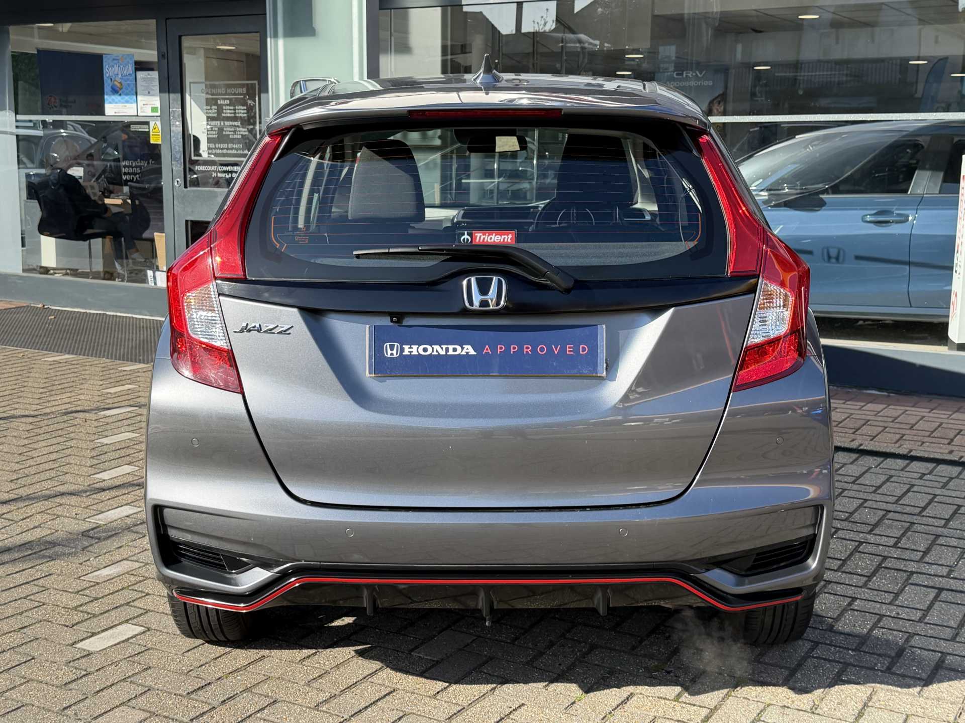 Honda Jazz 1.5 i-VTEC Sport 5dr Navi CVT - Image 7