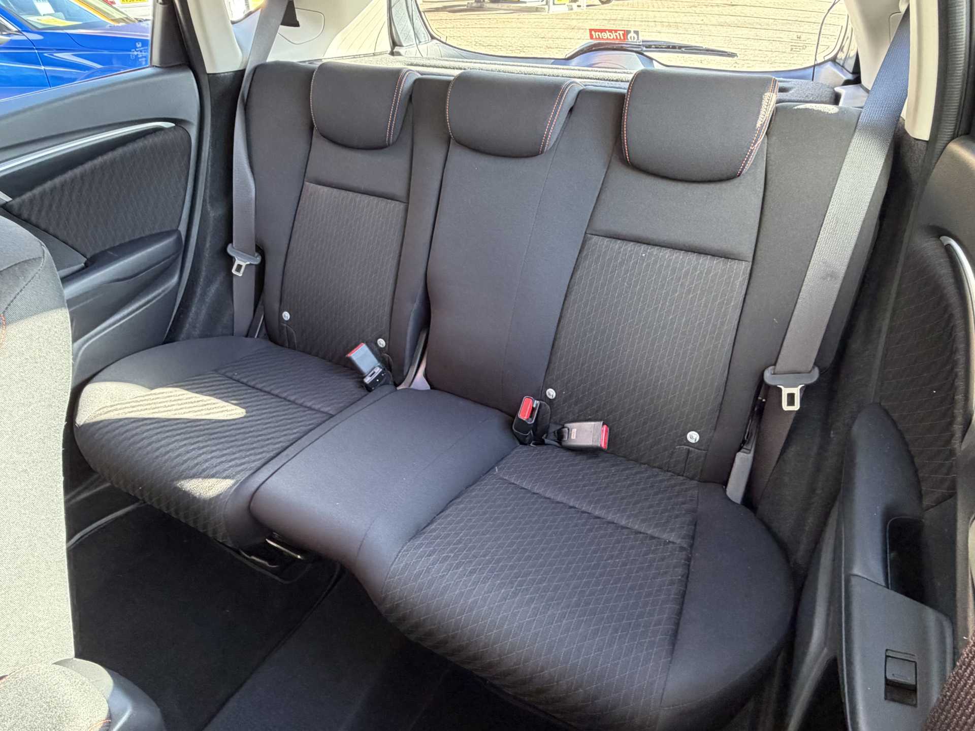 Honda Jazz 1.5 i-VTEC Sport 5dr Navi CVT - Image 8