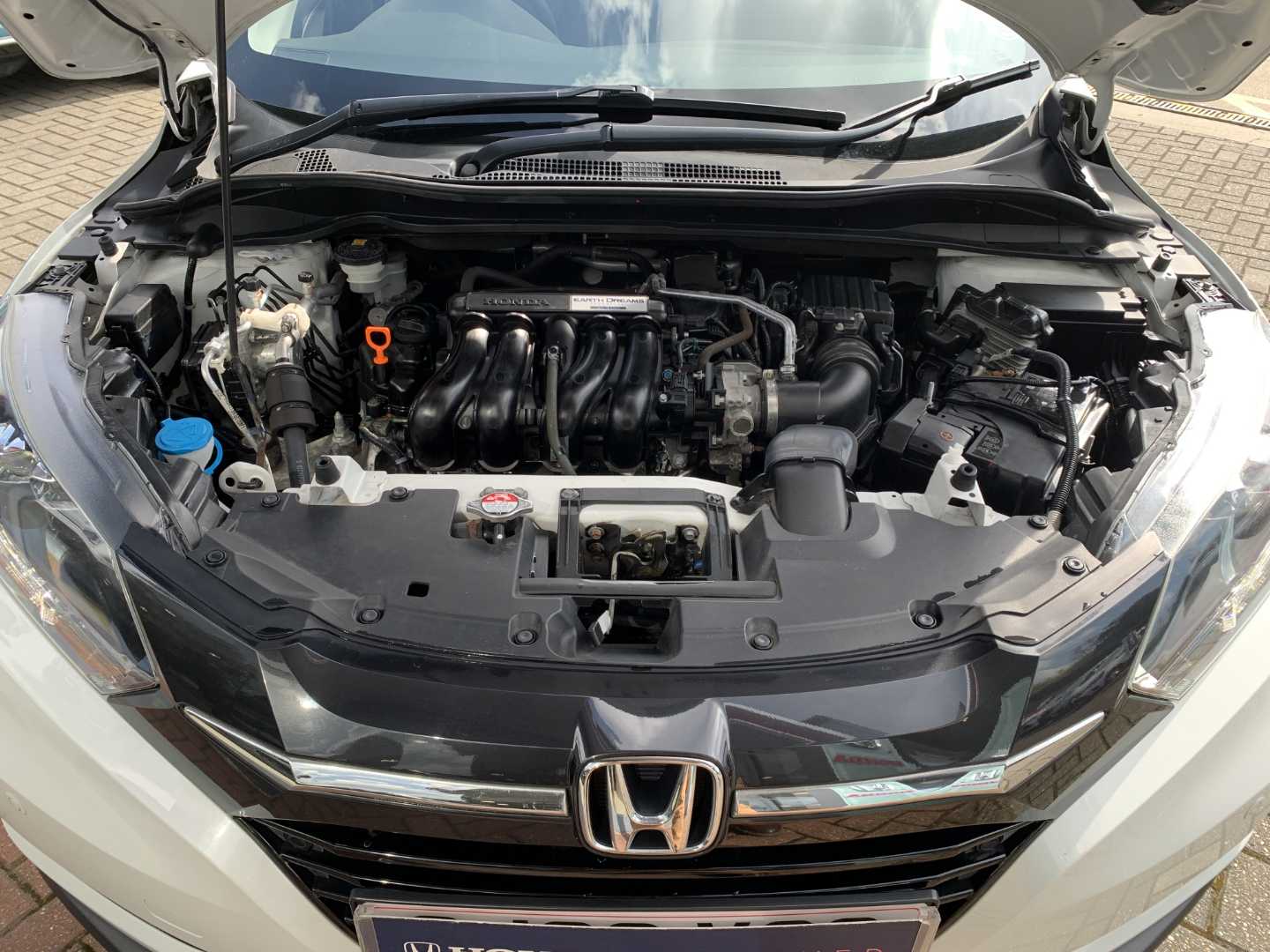 Honda HR-V 1.5 i-VTEC EX CVT 5dr - Image 20