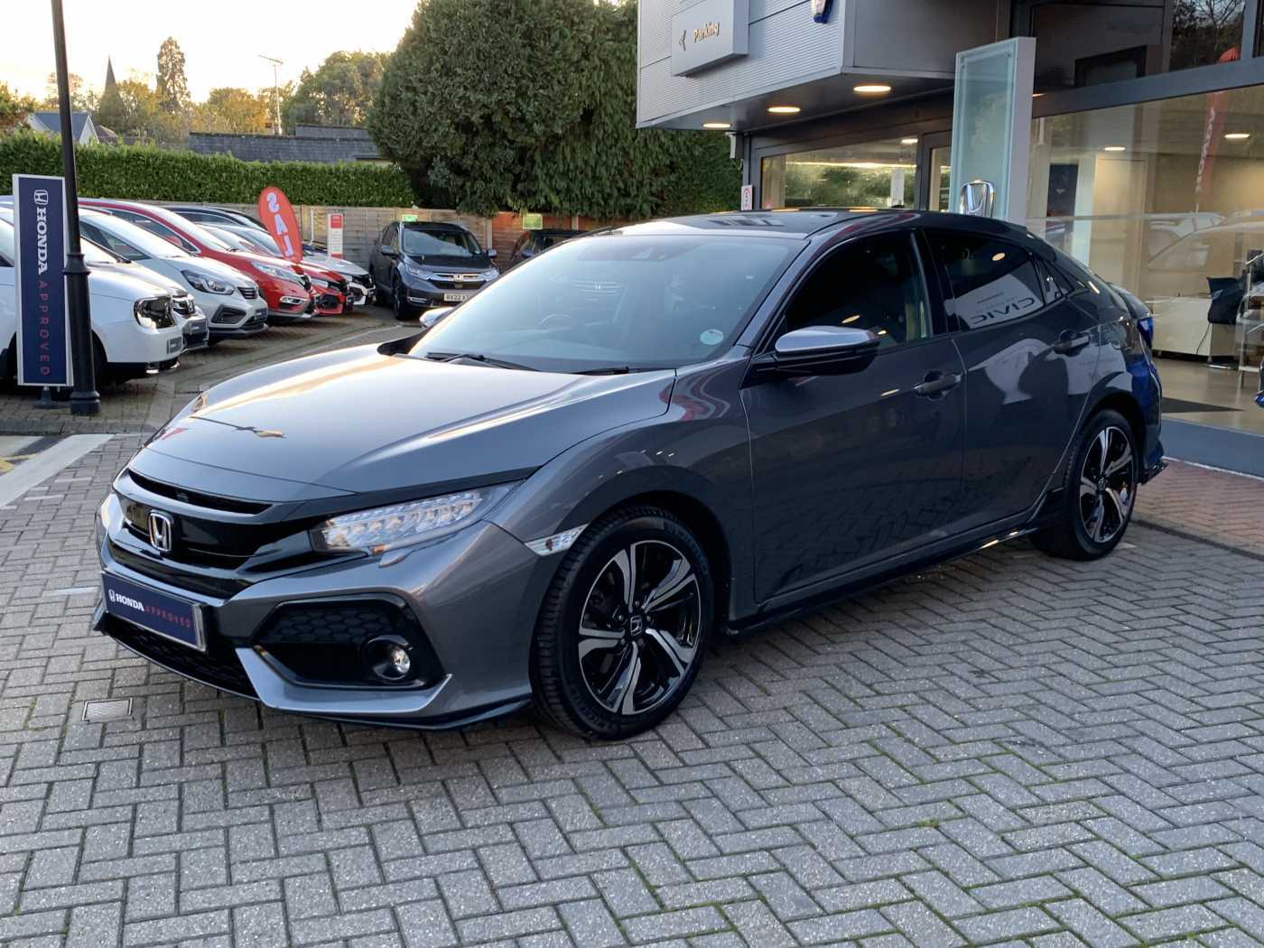 Honda Civic 1.5 VTEC Turbo Sport 5dr CVT - Image 10