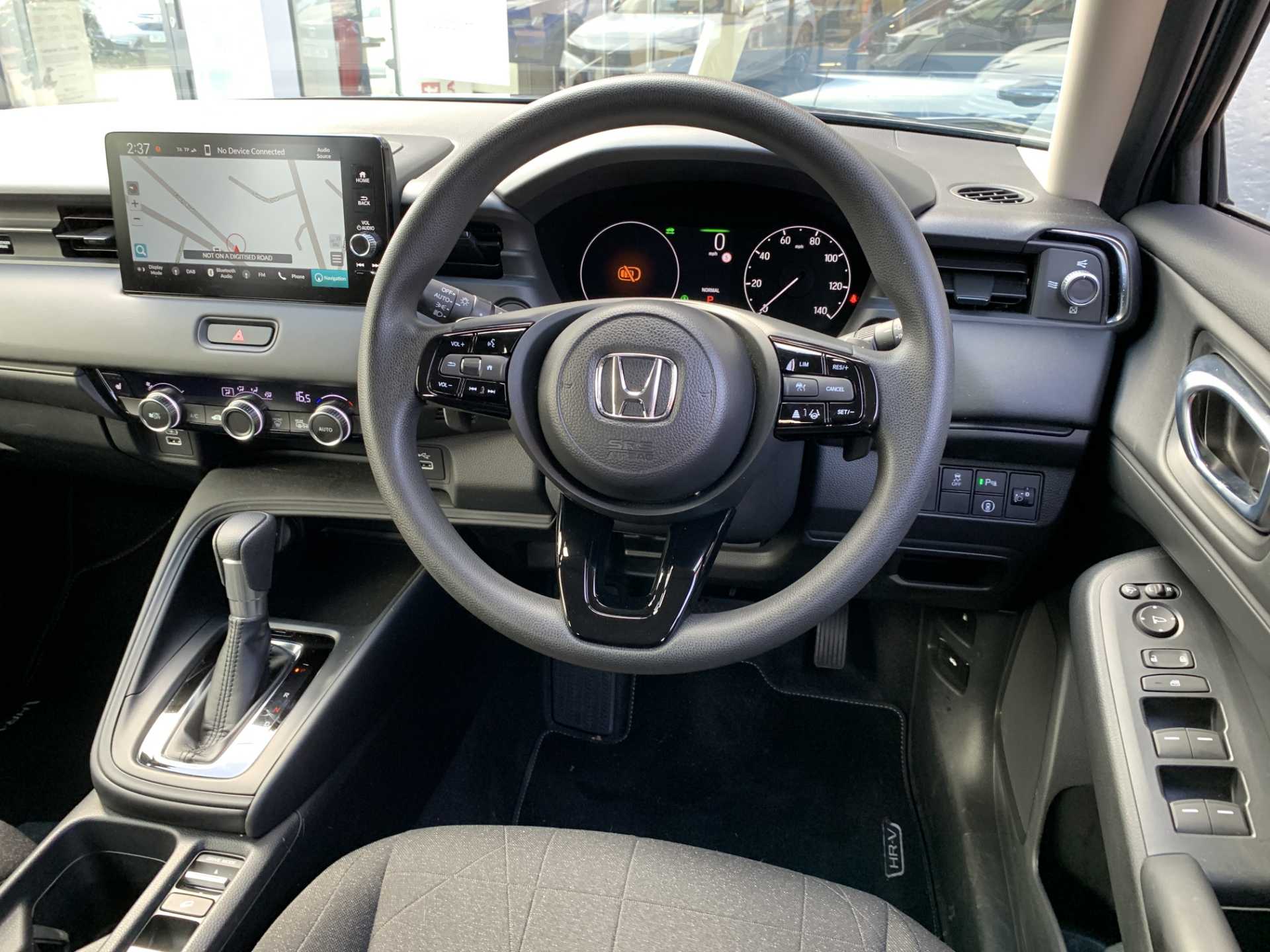 Honda HR-V 1.5 eHEV Elegance 5dr CVT - Image 19