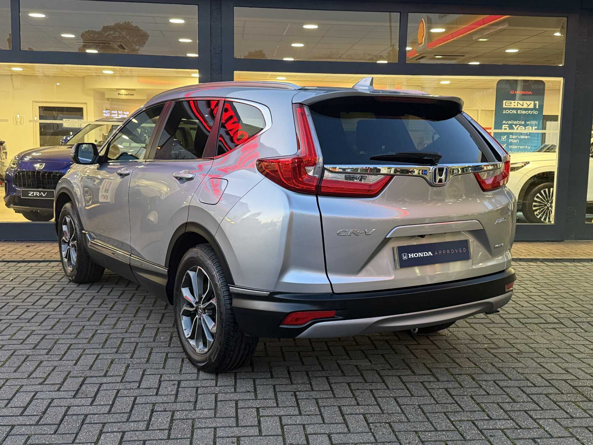 Honda CR-V 2.0 i-MMD Hybrid EX 5dr eCVT - Image 3