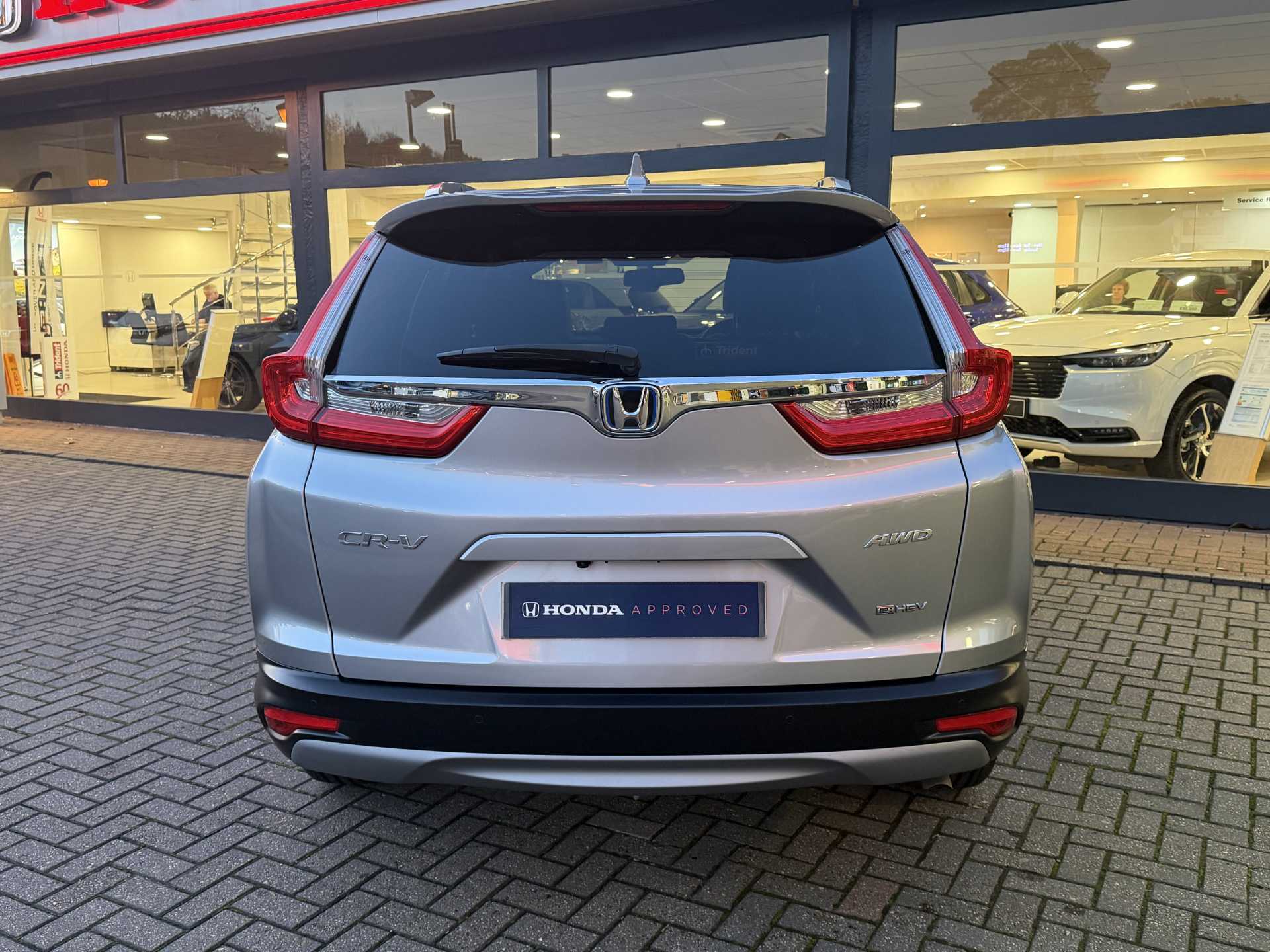 Honda CR-V 2.0 i-MMD Hybrid EX 5dr eCVT - Image 7