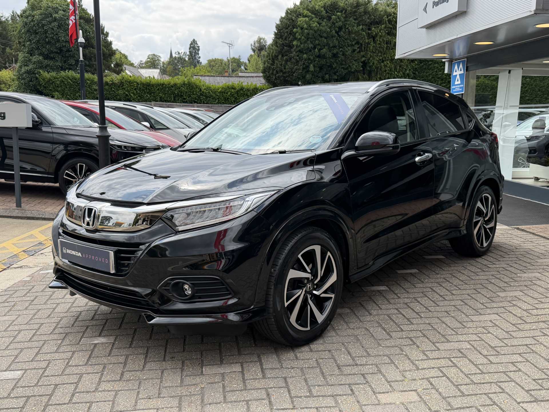 Honda HR-V 1.5 i-VTEC EX 5dr - Image 10