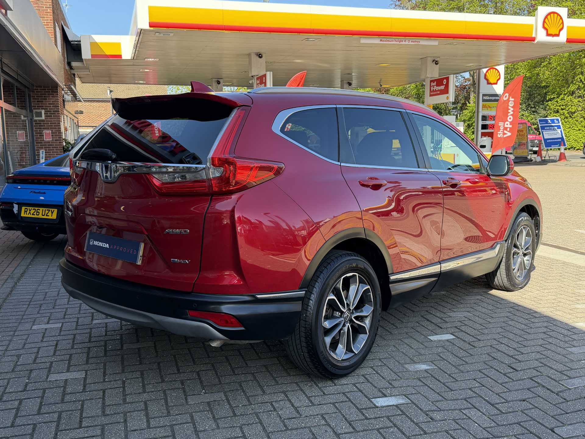 Honda CR-V 2.0 i-MMD Hybrid EX 5dr eCVT - Image 12