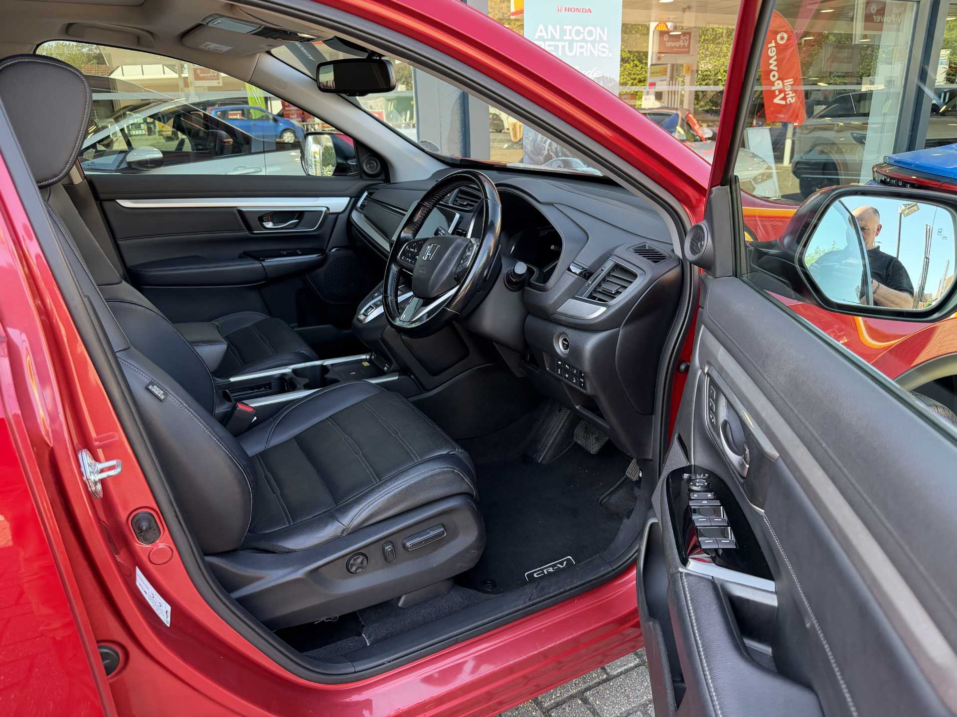 Honda CR-V 2.0 i-MMD Hybrid EX 5dr eCVT - Image 15