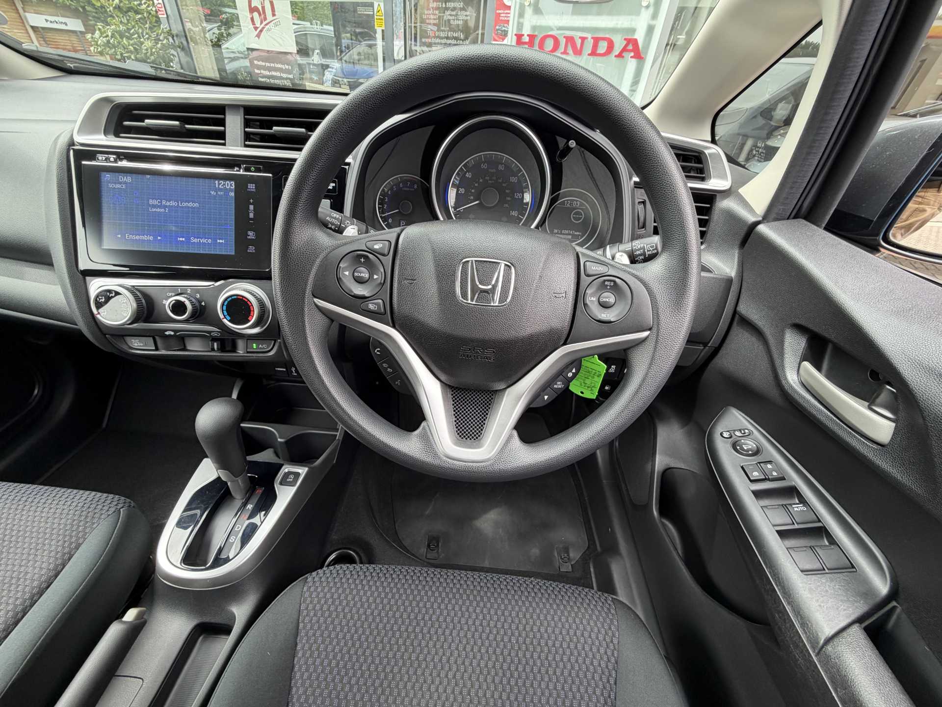 Honda Jazz 1.3 i-VTEC SE 5dr CVT - Image 16