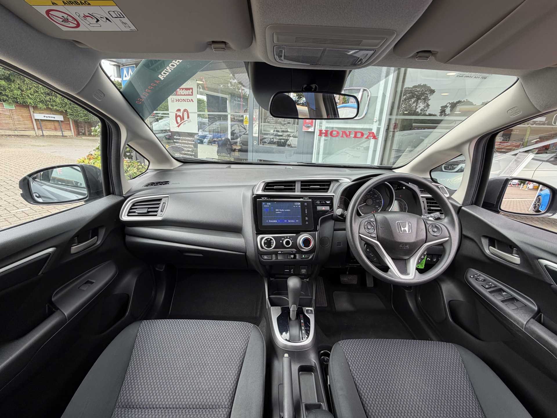 Honda Jazz 1.3 i-VTEC SE 5dr CVT - Image 4