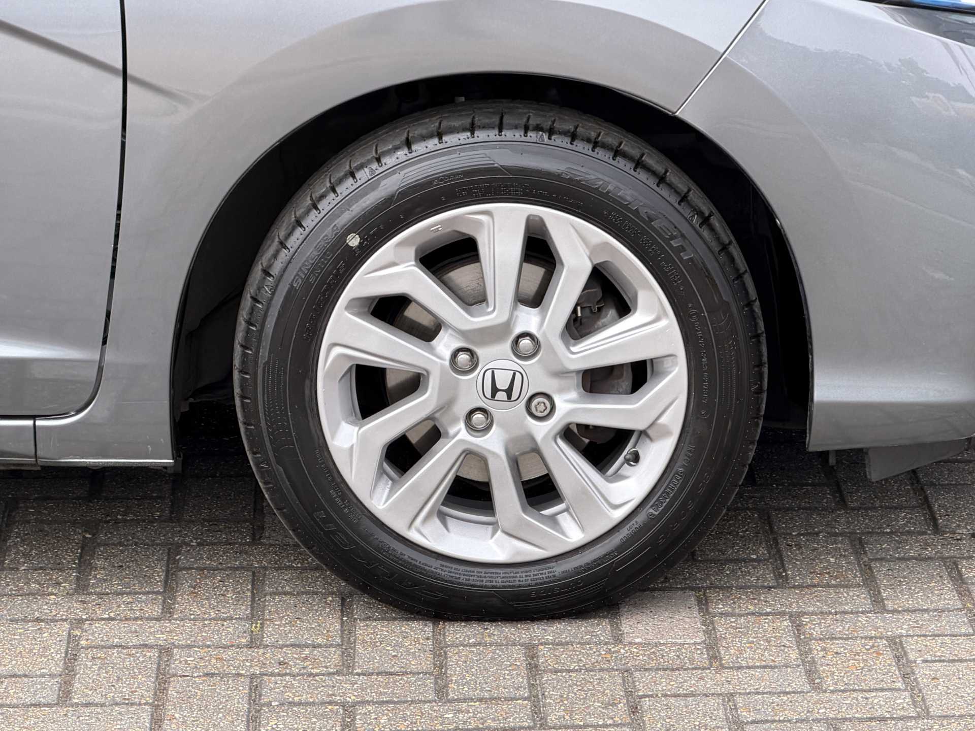 Honda Jazz 1.3 i-VTEC SE 5dr CVT - Image 9