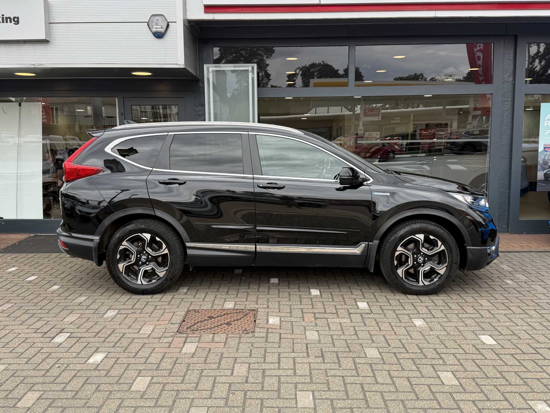 Honda CR-V 2.0 i-MMD Hybrid EX 5dr eCVT - Image 5