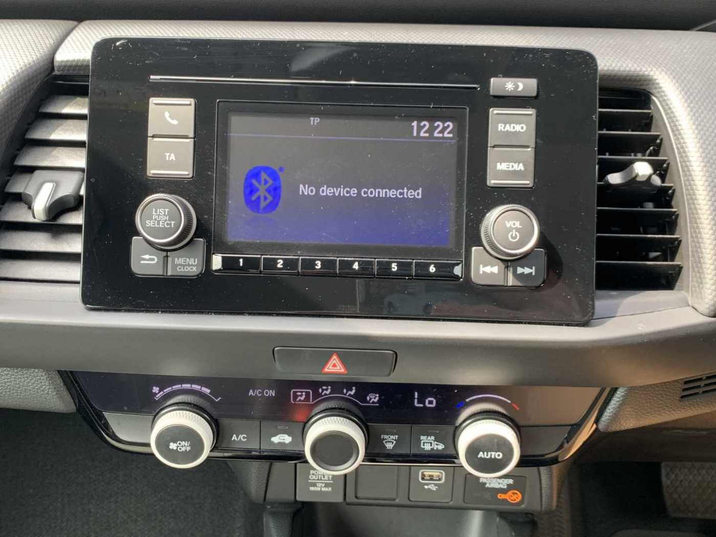 Honda Jazz 1.5 i-MMD Hybrid SE 5dr eCVT - Image 16