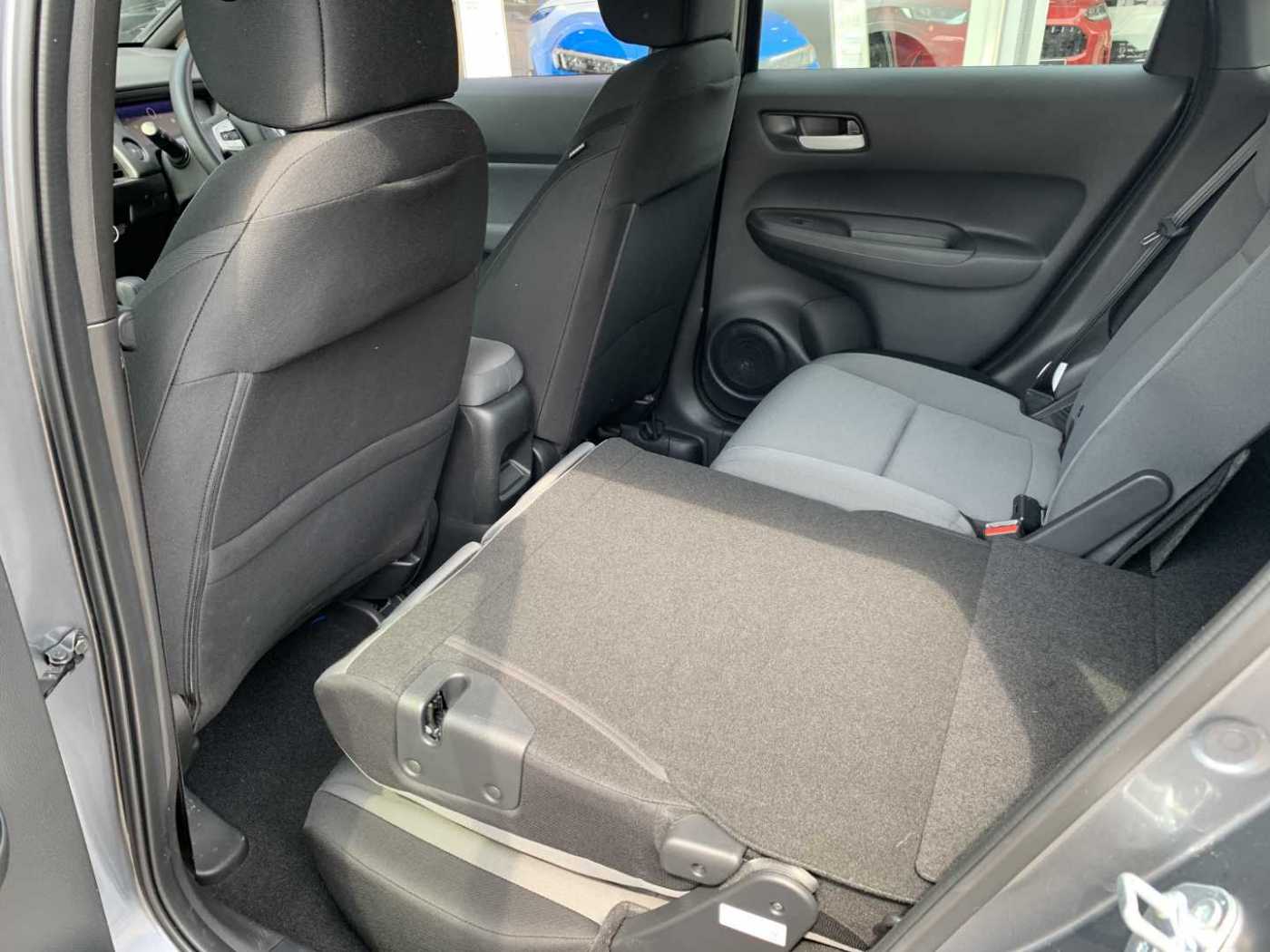 Honda Jazz 1.5 i-MMD Hybrid SE 5dr eCVT - Image 19