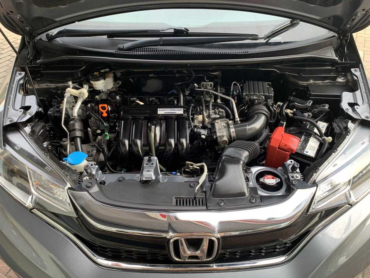 Honda JAZZ 1.3 i-VTEC SE 5dr CVT - Image 20