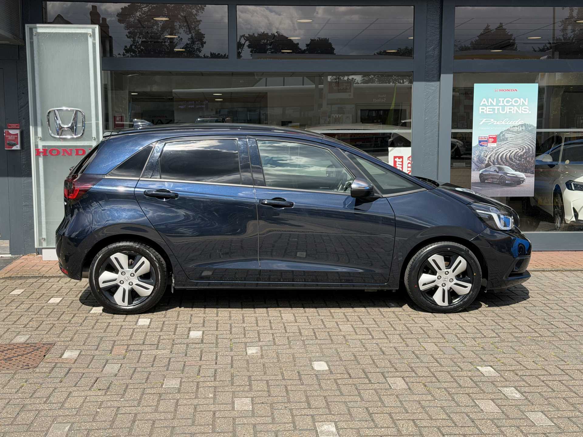 Honda Jazz 1.5 i-MMD Hybrid EX 5dr eCVT - Image 5
