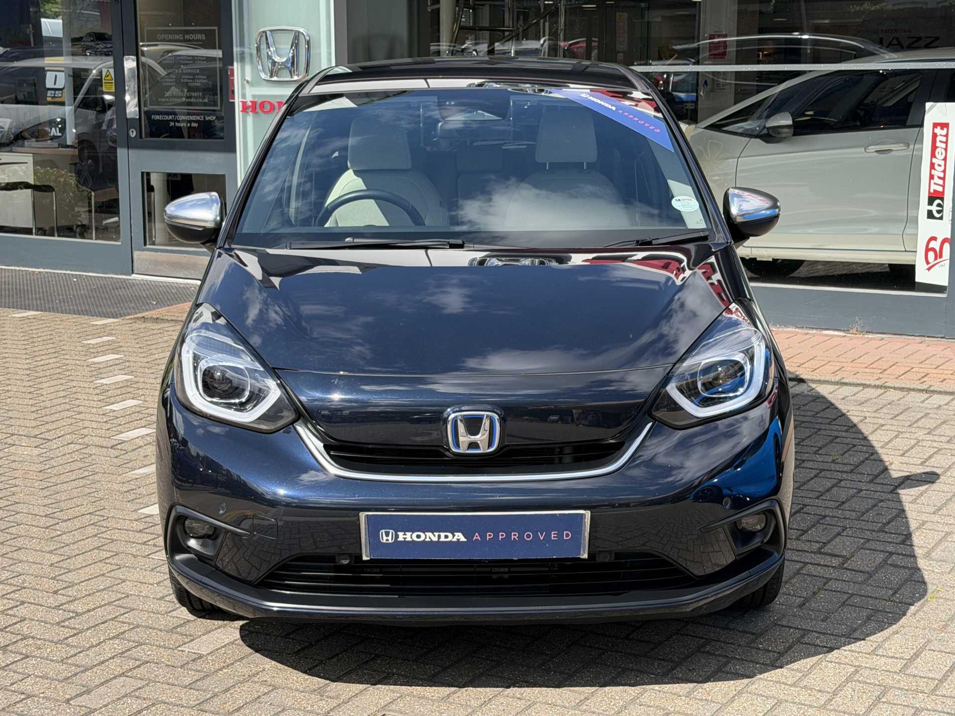 Honda Jazz 1.5 i-MMD Hybrid EX 5dr eCVT - Image 6