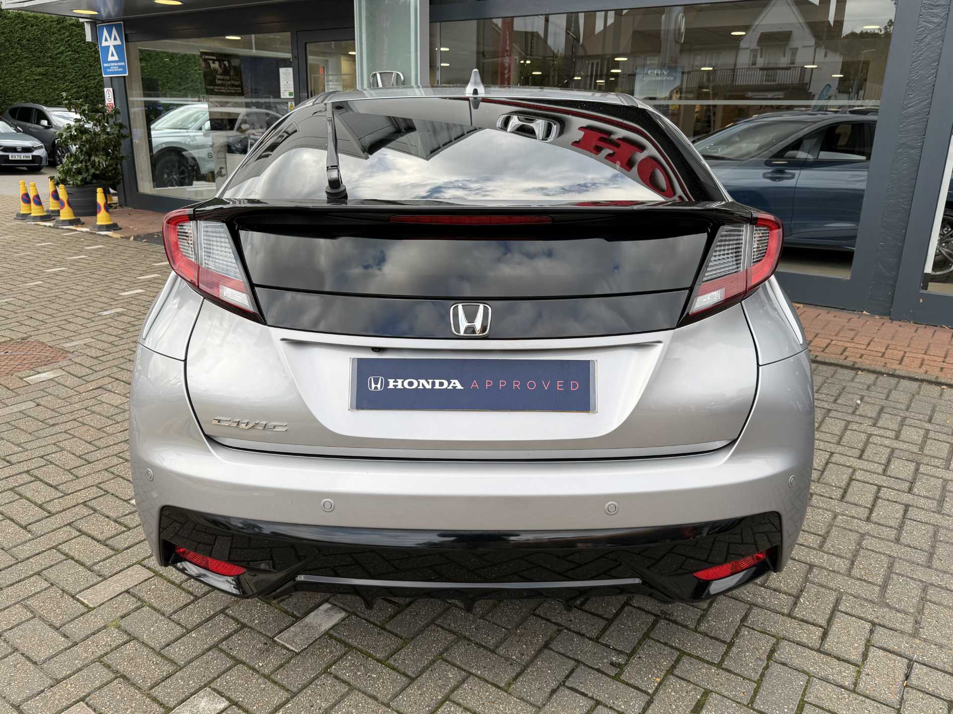 Honda Civic 1.8 i-VTEC SR 5dr Auto [DASP] - Image 7