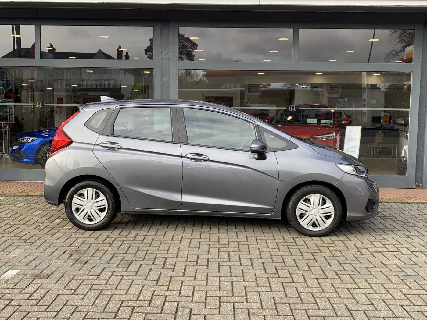 Honda JAZZ 1.3 i-VTEC S 5dr - Image 5