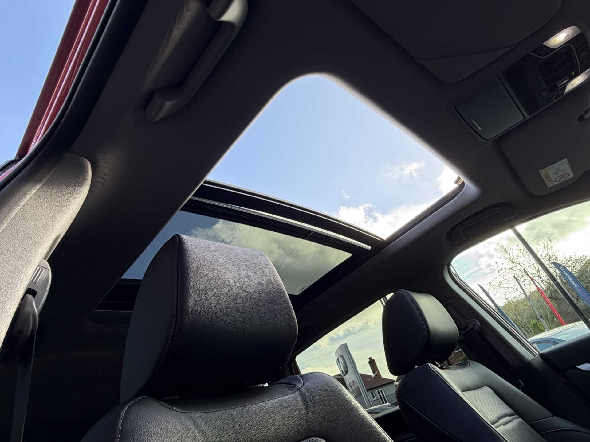 Honda CR-V 2.0 i-MMD Hybrid EX 5dr eCVT - Image 18