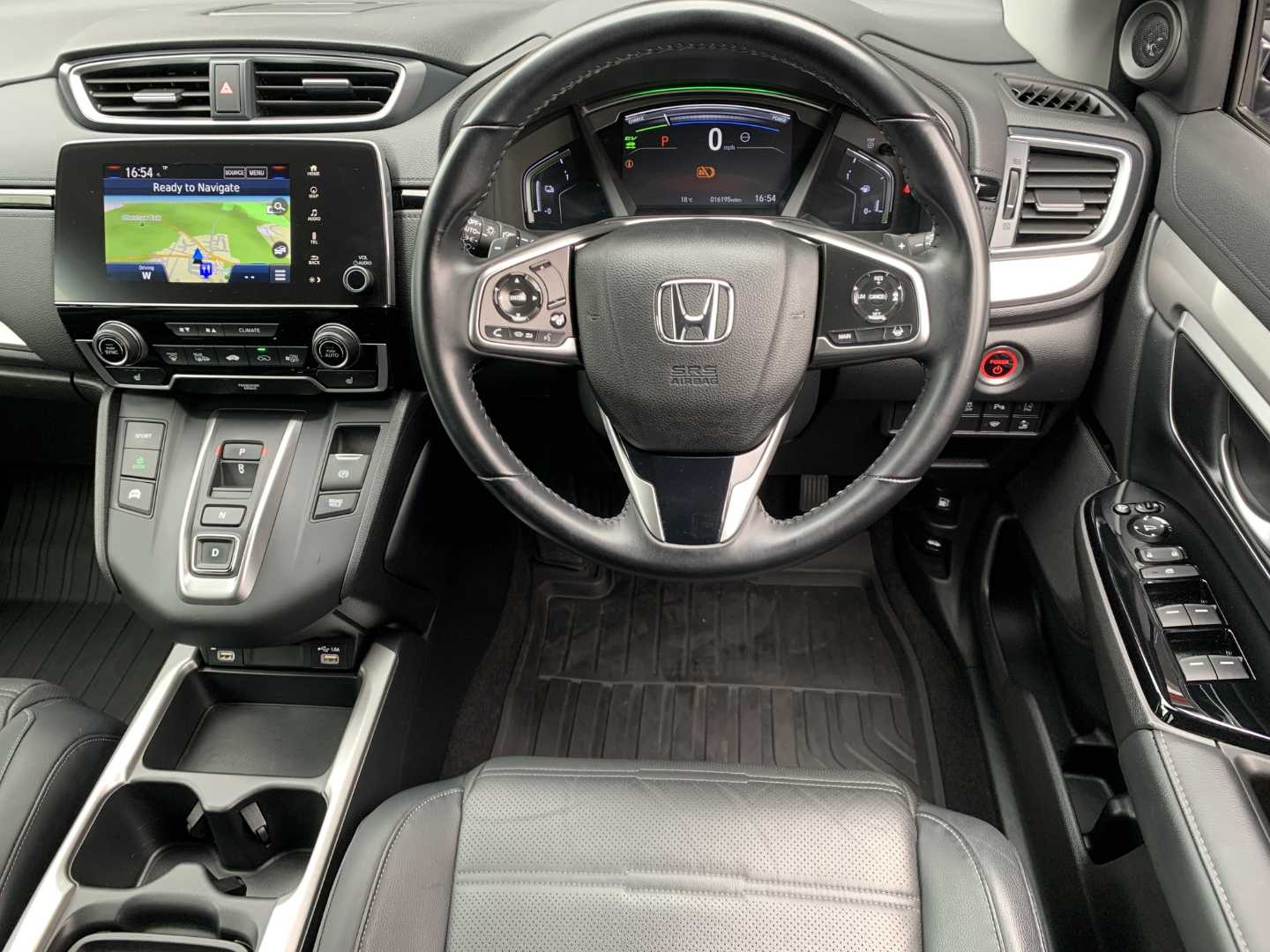 Honda CR-V 2.0 i-MMD Hybrid SR 2WD 5dr eCVT - Image 18