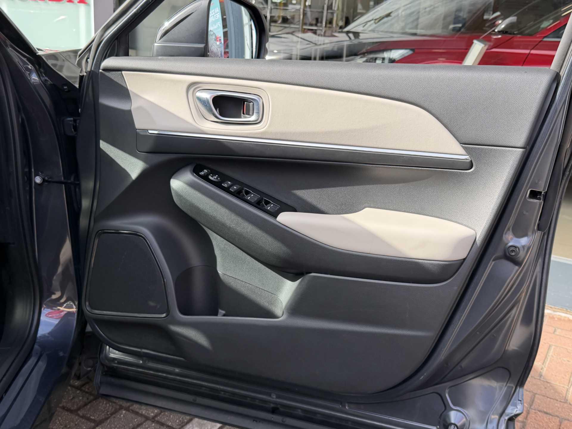 Honda HR-V 1.5 eHEV Advance Style 5dr CVT — image 17