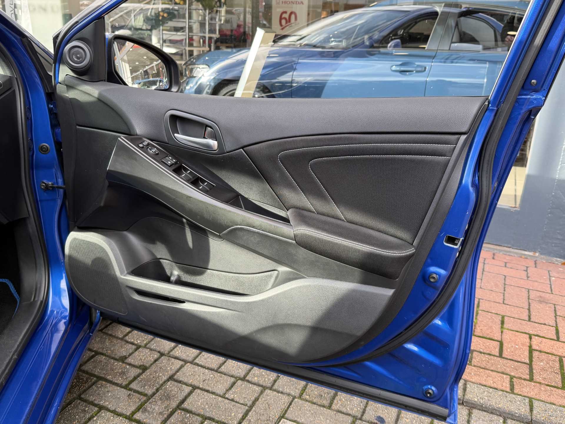 Honda Civic 1.8 i-VTEC SE Plus 5dr [Nav] - Image 17