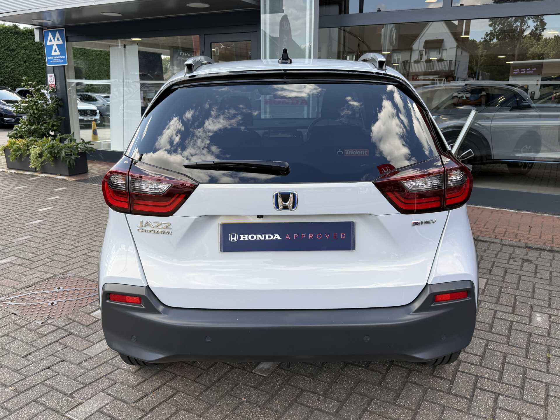 Honda Jazz 1.5 i-MMD Hybrid Crosstar EX 5dr eCVT — image 7