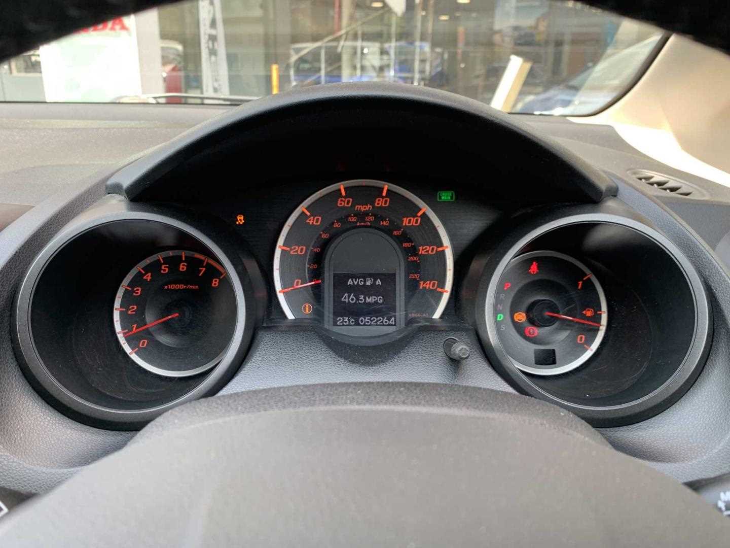 Honda JAZZ 1.4 i-VTEC EX 5dr CVT - Image 11