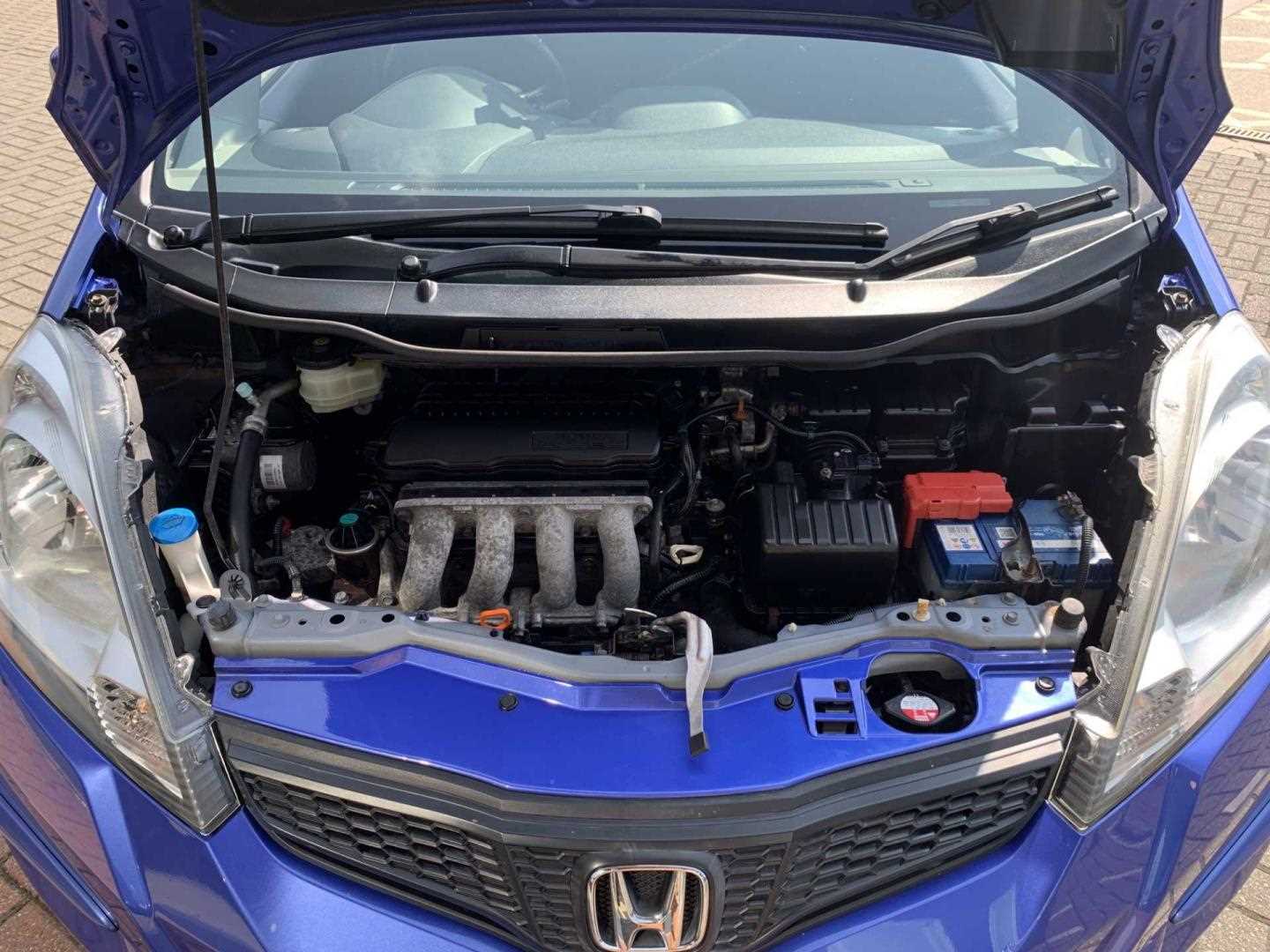 Honda JAZZ 1.4 i-VTEC EX 5dr CVT - Image 20