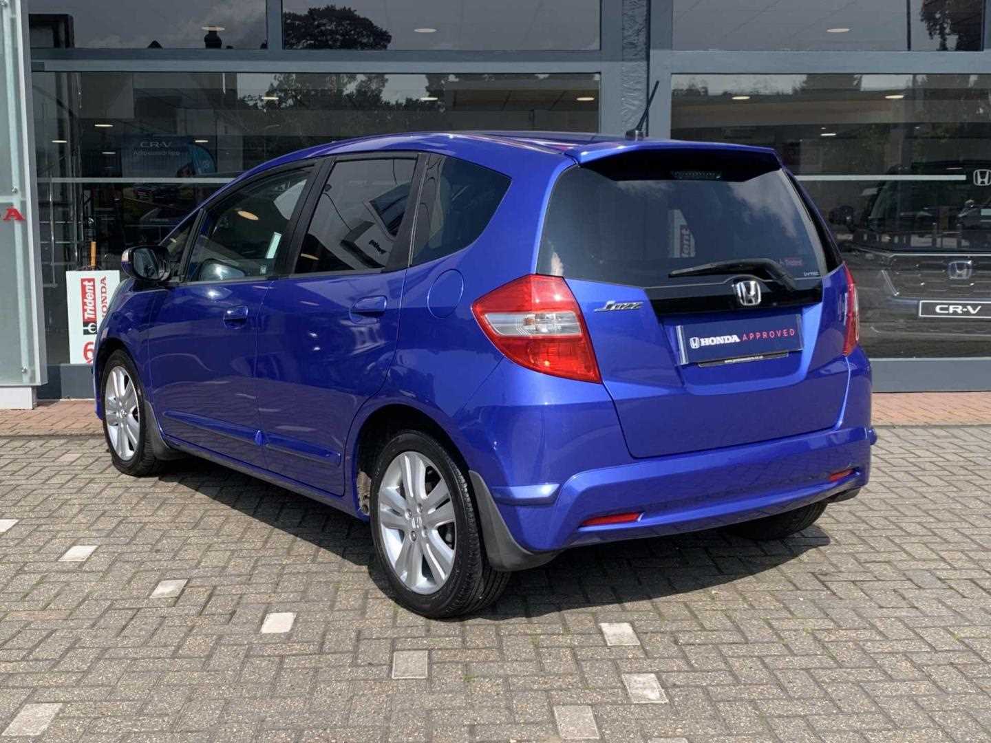 Honda JAZZ 1.4 i-VTEC EX 5dr CVT - Image 3