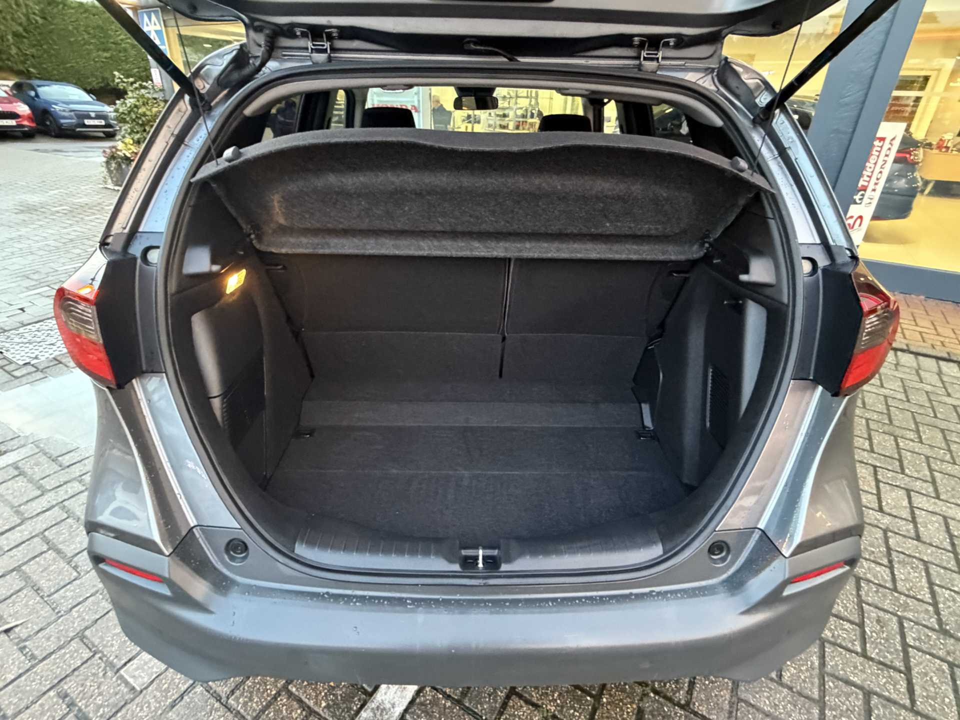 Honda Jazz 1.5 i-MMD Hybrid Crosstar EX 5dr eCVT - Image 13