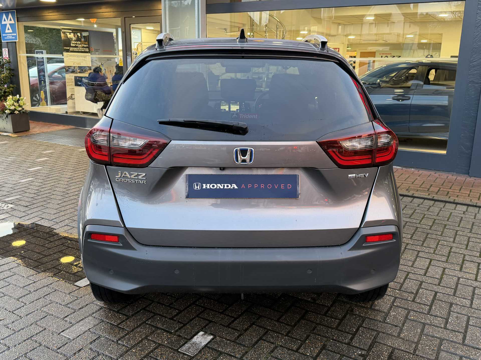 Honda Jazz 1.5 i-MMD Hybrid Crosstar EX 5dr eCVT - Image 7