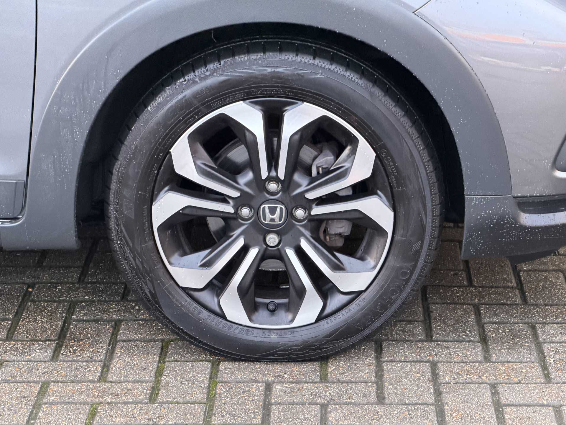 Honda Jazz 1.5 i-MMD Hybrid Crosstar EX 5dr eCVT - Image 9