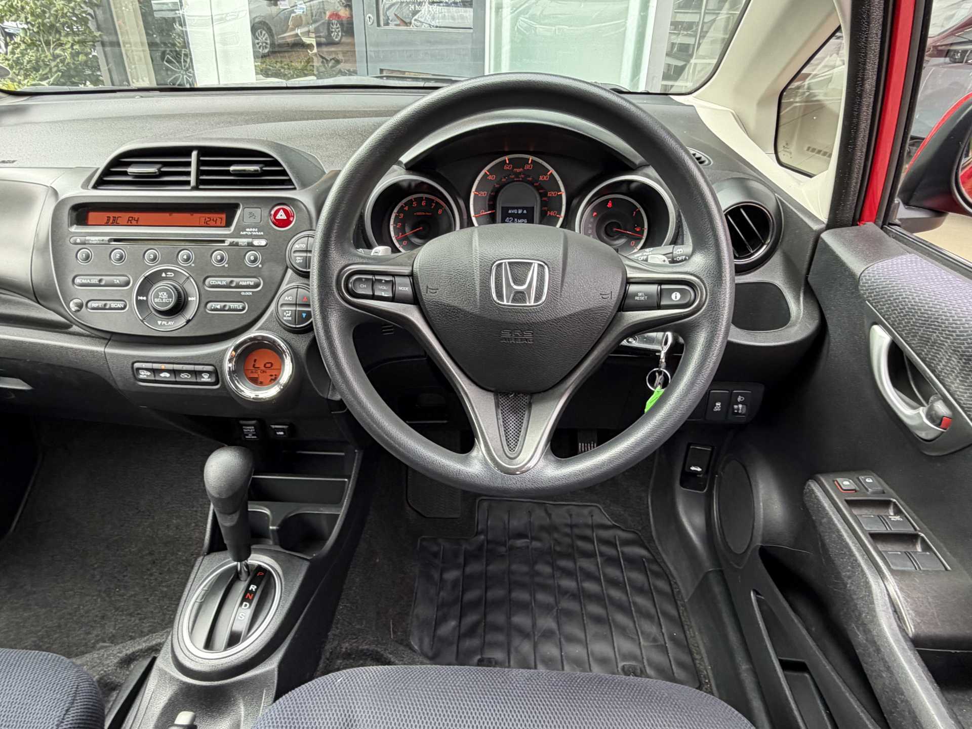 Honda Jazz 1.4 i-VTEC ES 5dr CVT — image 16