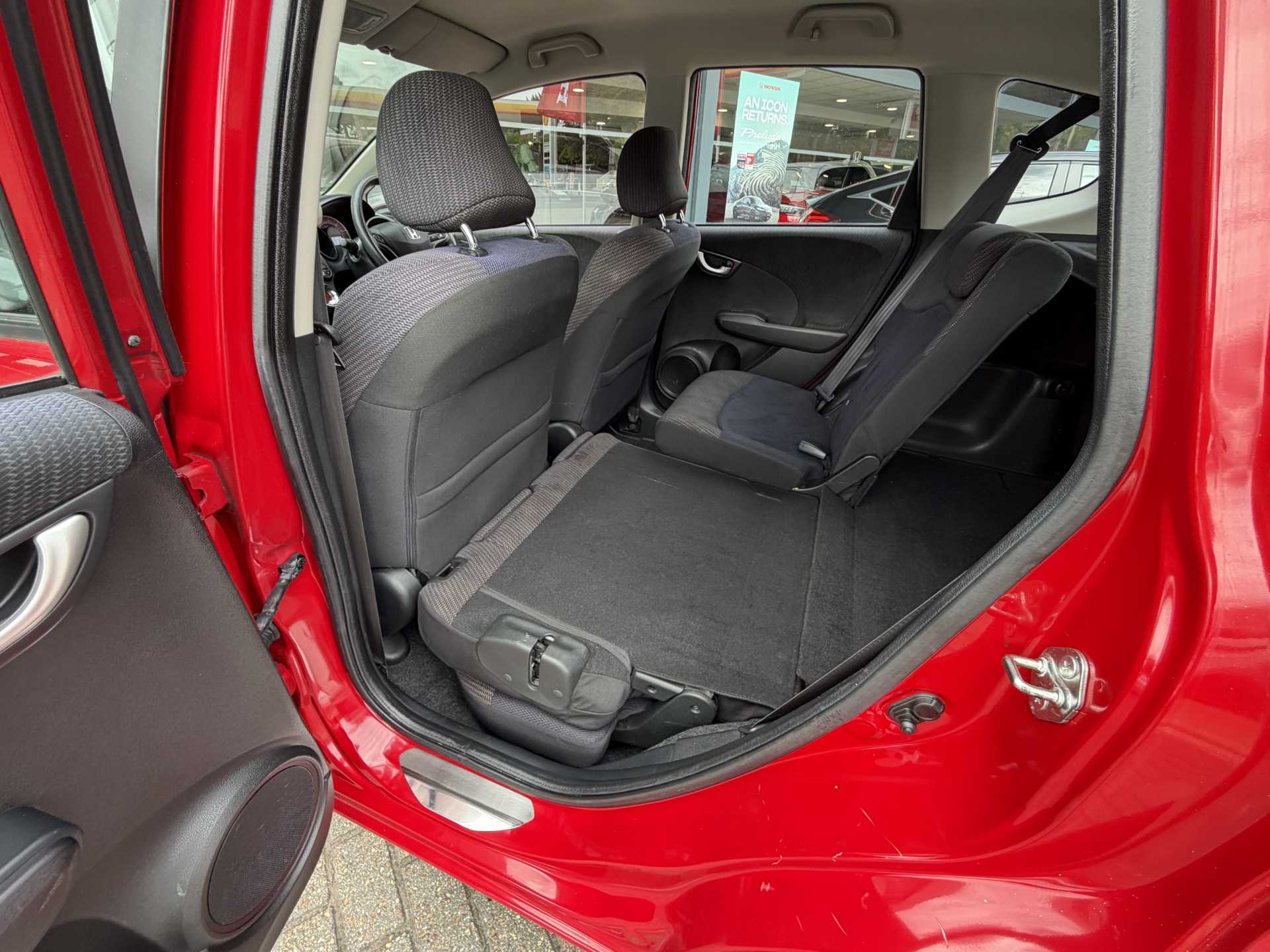 Honda Jazz 1.4 i-VTEC ES 5dr CVT — image 19