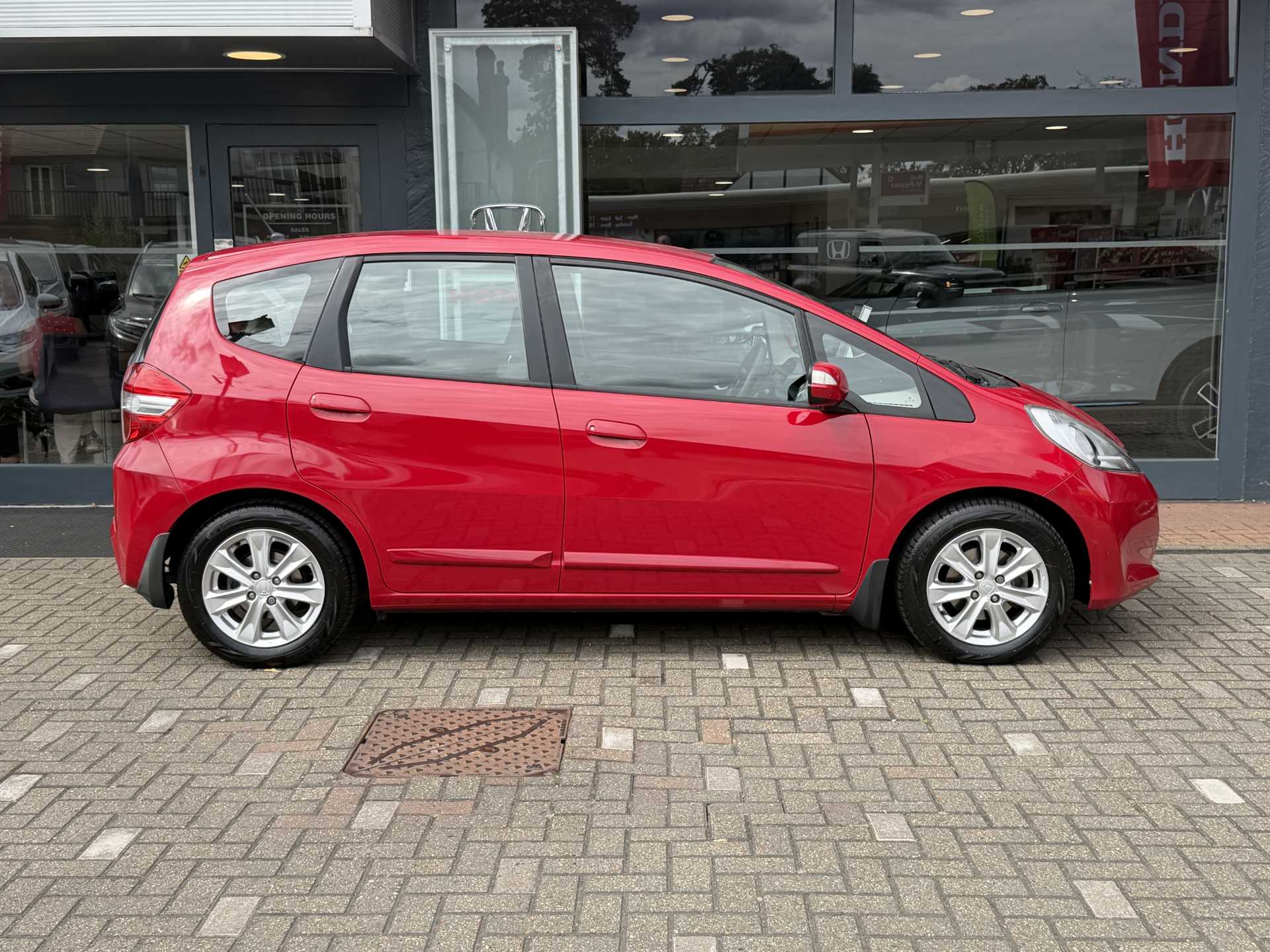 Honda Jazz 1.4 i-VTEC ES 5dr CVT — image 5