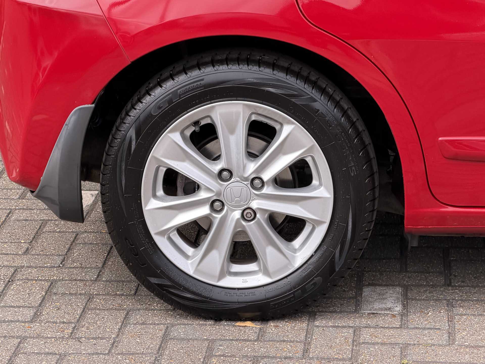 Honda Jazz 1.4 i-VTEC ES 5dr CVT — image 9