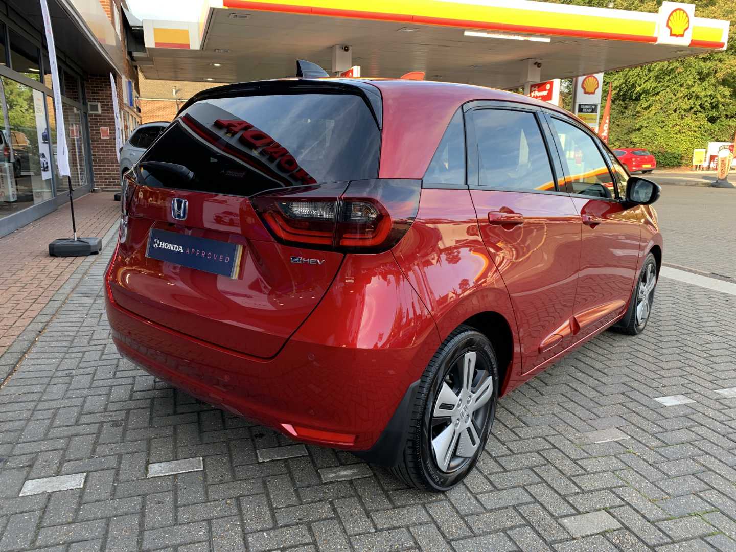 Honda JAZZ 1.5 i-MMD Hybrid EX 5dr eCVT - Image 12