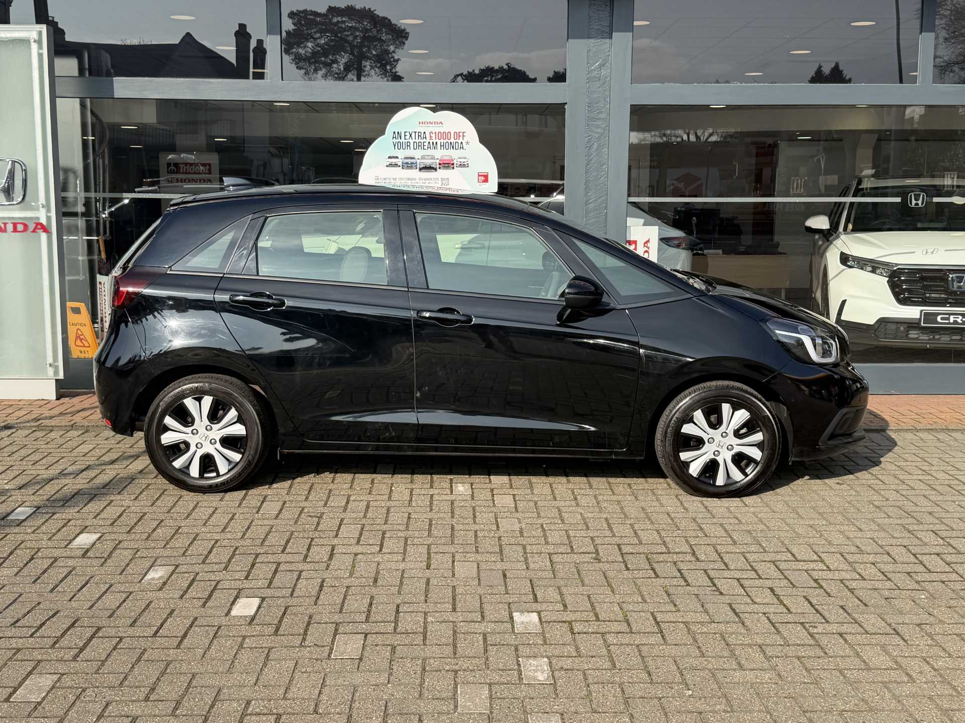 Honda Jazz 1.5 i-MMD Hybrid SR 5dr eCVT - Image 5