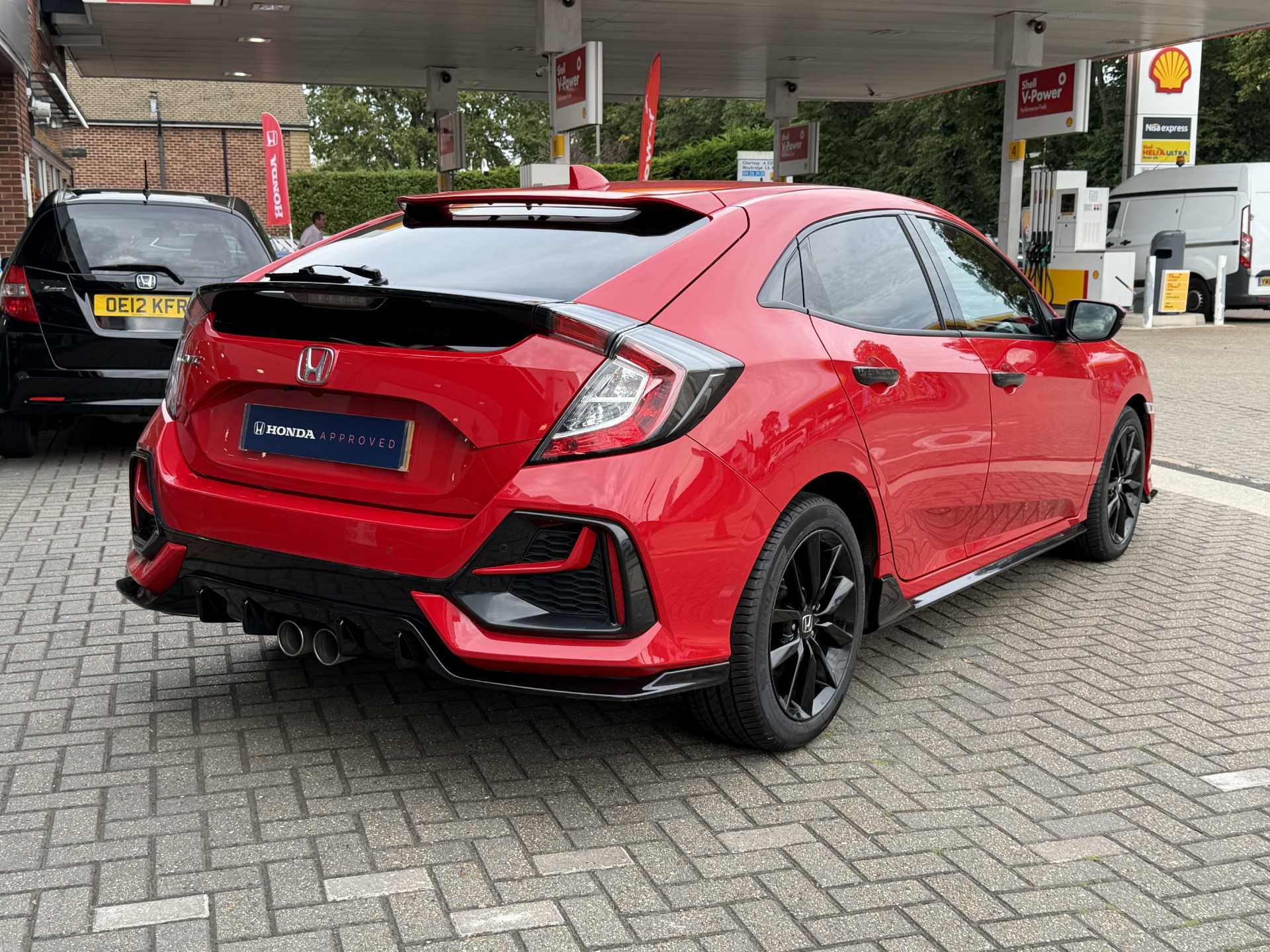 Honda Civic 1.5 VTEC Turbo Sport 5dr - Image 12