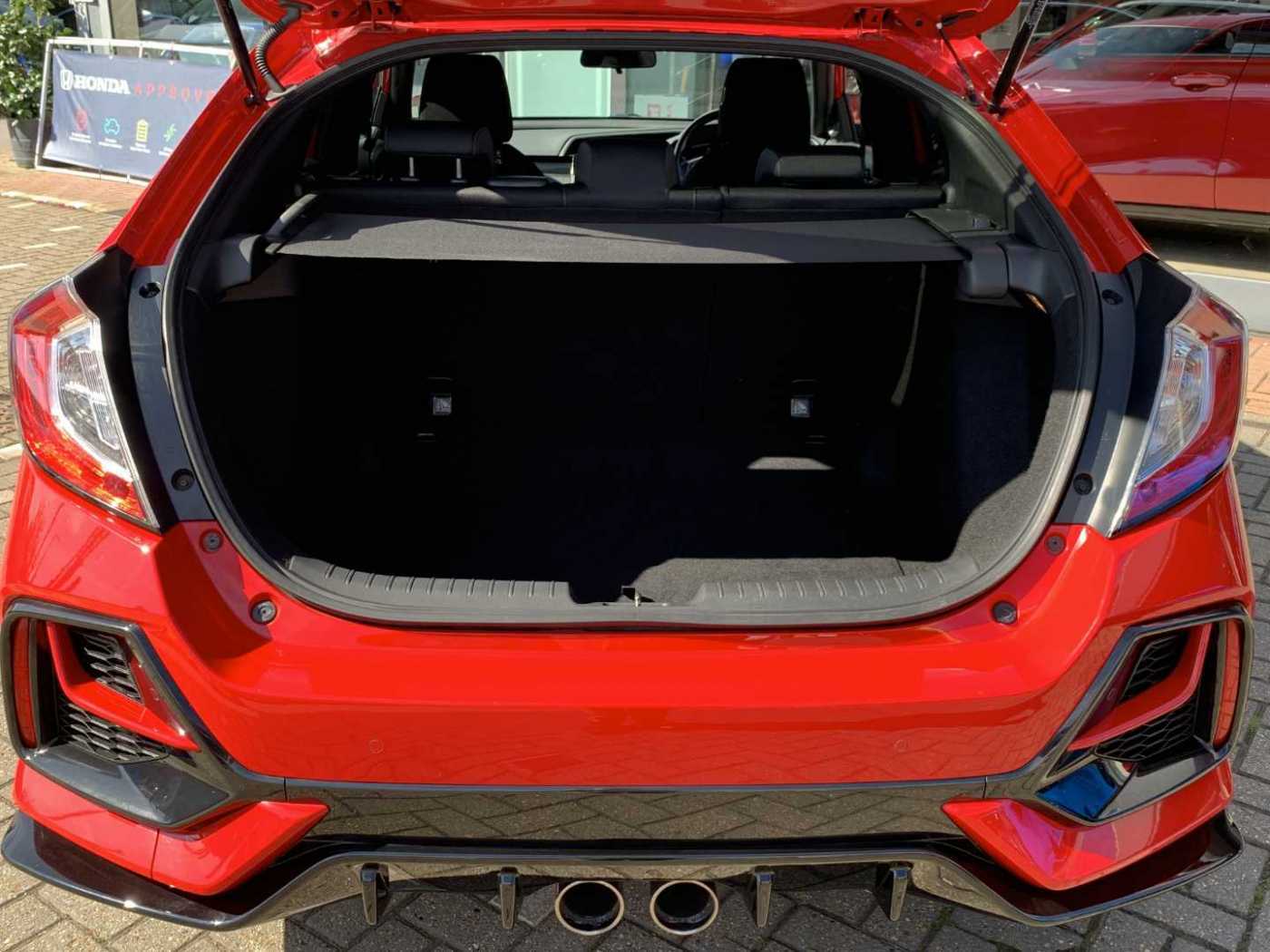 Honda Civic 1.5 VTEC Turbo Sport 5dr - Image 13