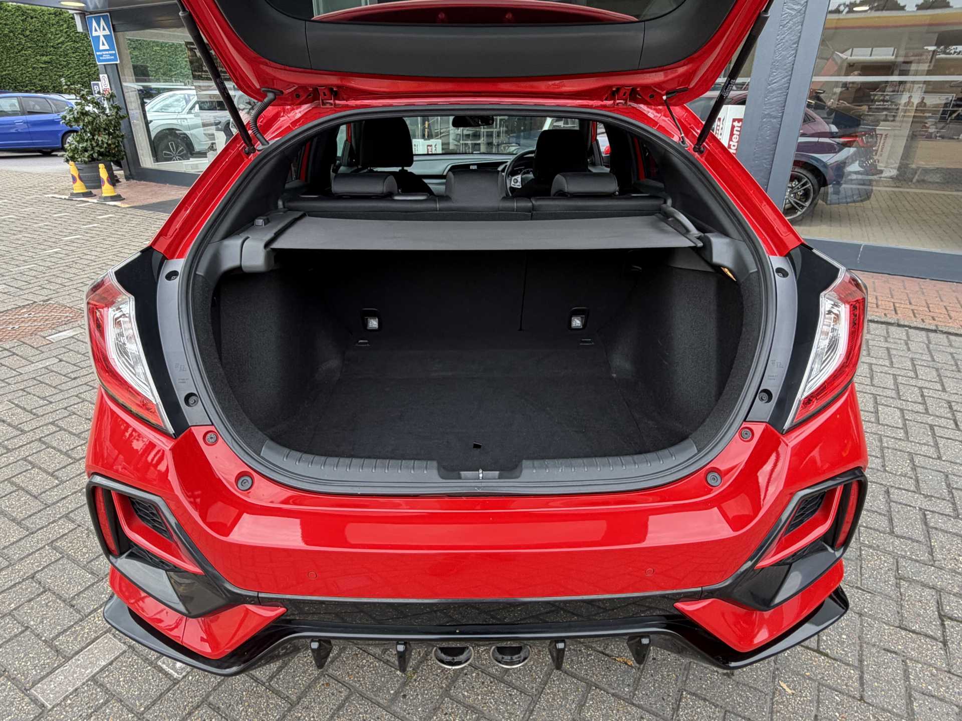 Honda Civic 1.5 VTEC Turbo Sport 5dr - Image 13