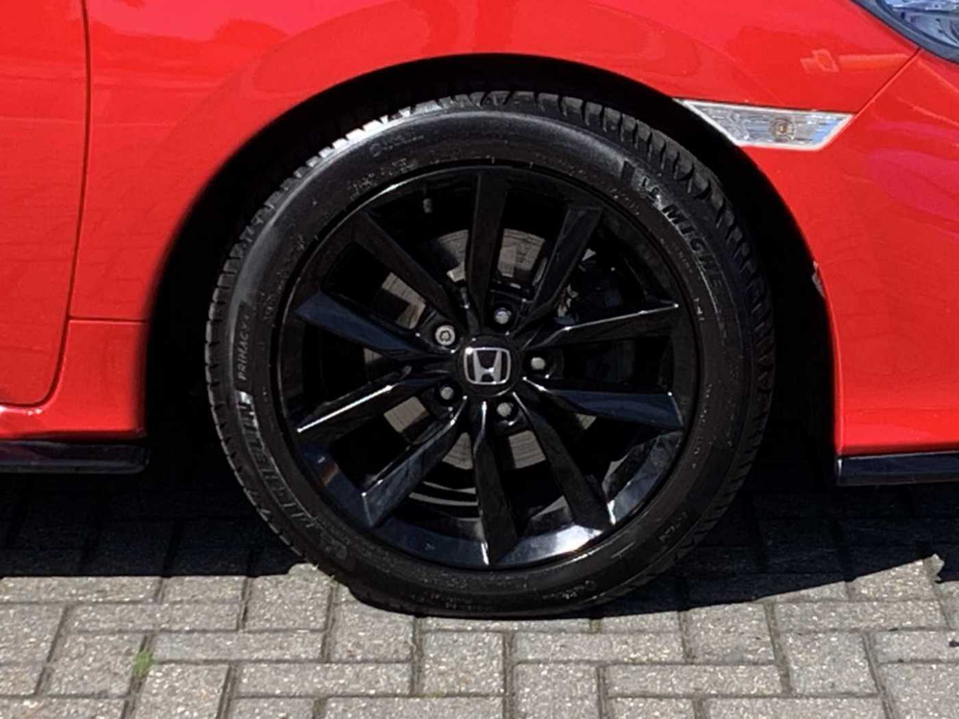 Honda Civic 1.5 VTEC Turbo Sport 5dr - Image 9