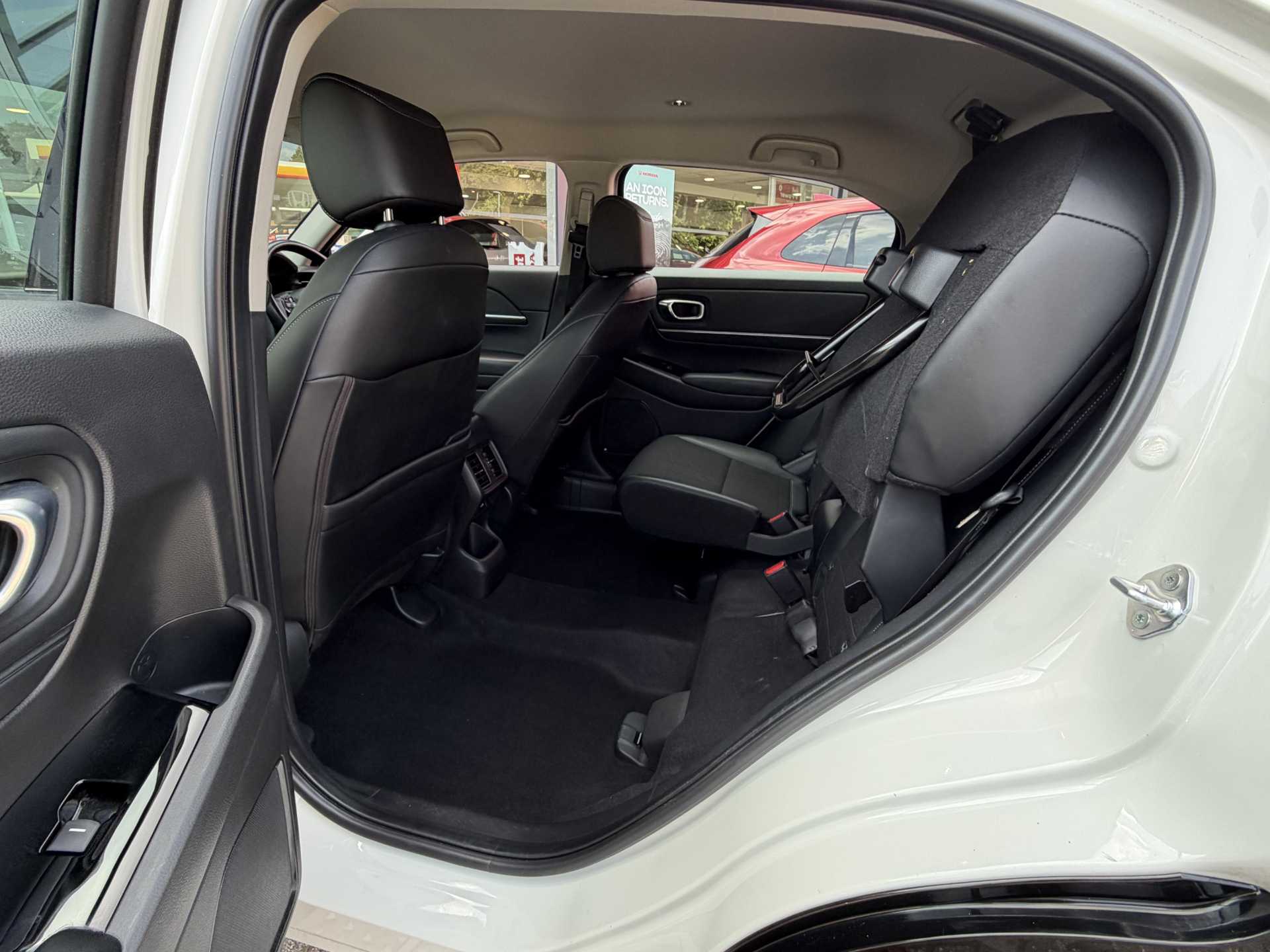 Honda HR-V 1.5 eHEV Advance 5dr CVT - Image 18