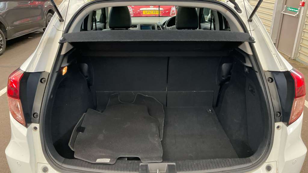 Honda HR-V 1.5 i-VTEC EX CVT 5dr - Image 10