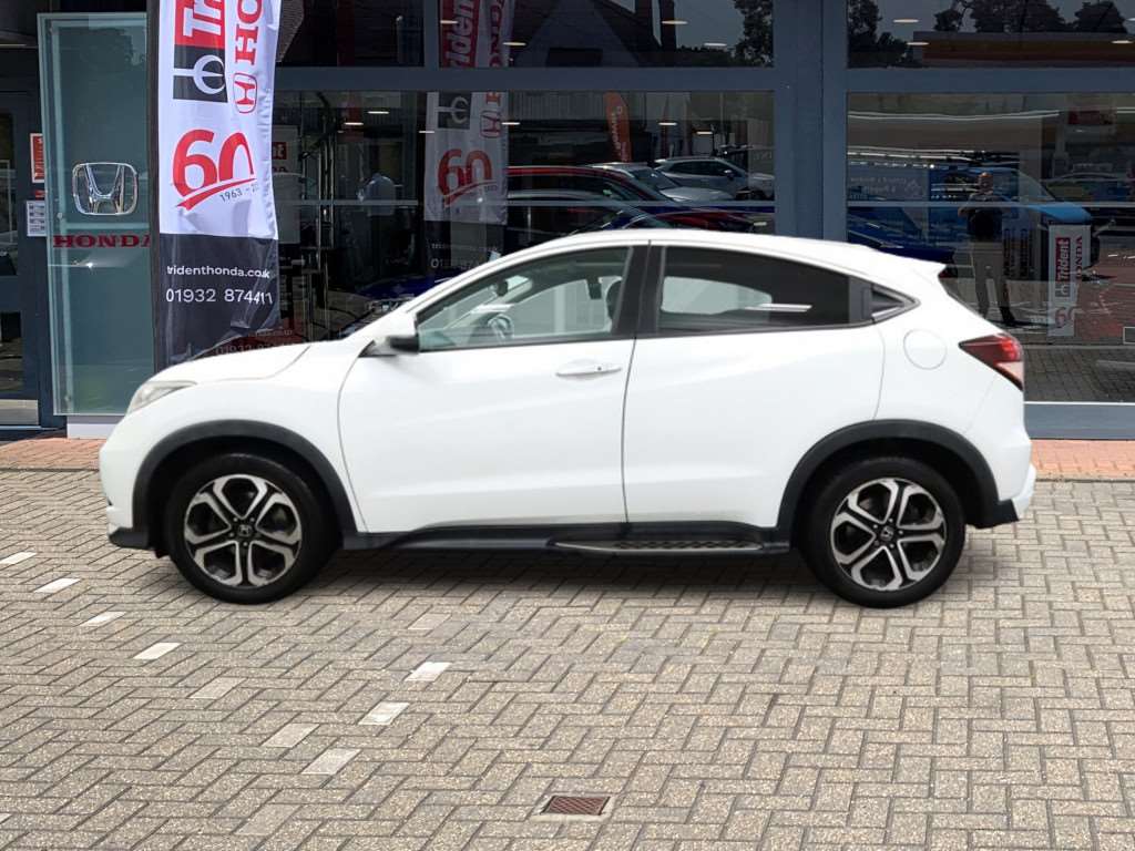 Honda HR-V 1.5 i-VTEC EX CVT 5dr - Image 11