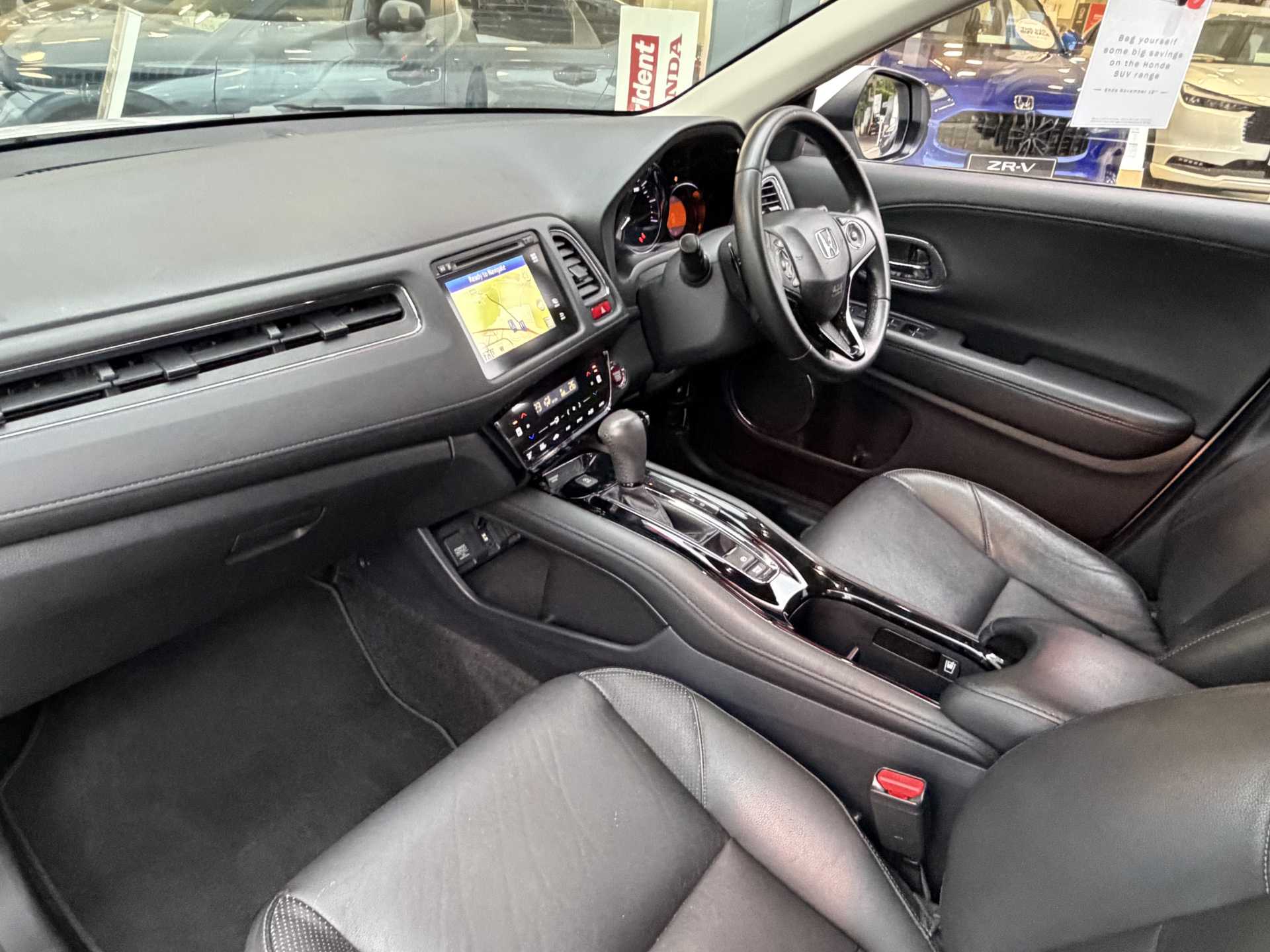 Honda HR-V 1.5 i-VTEC EX CVT 5dr - Image 2